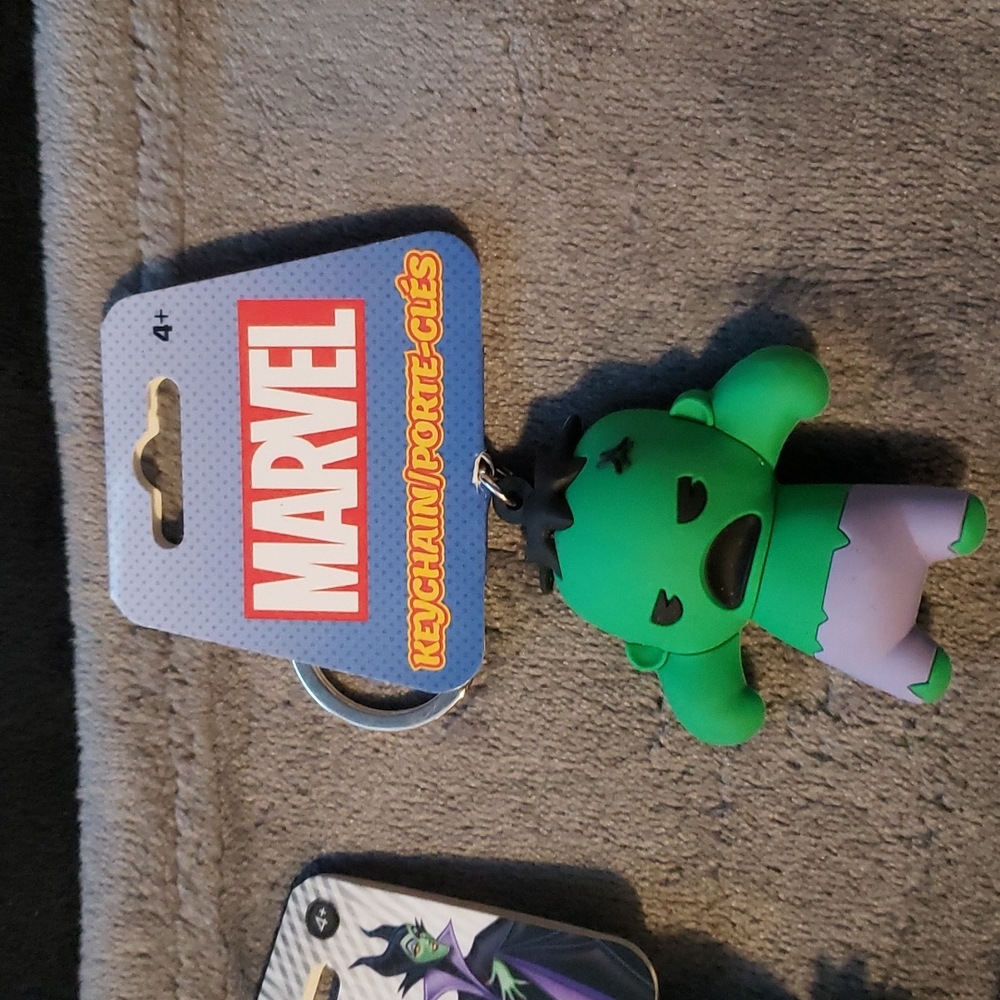 Disney Marvel Keychains - Picture 4 of 4
